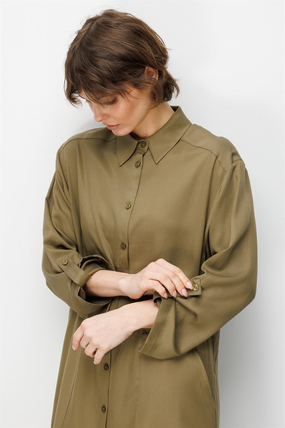 100% natuurlijke LyoCELL maxi gedrapeerde zachte stof, tijdloze sportieve abaya - kaki