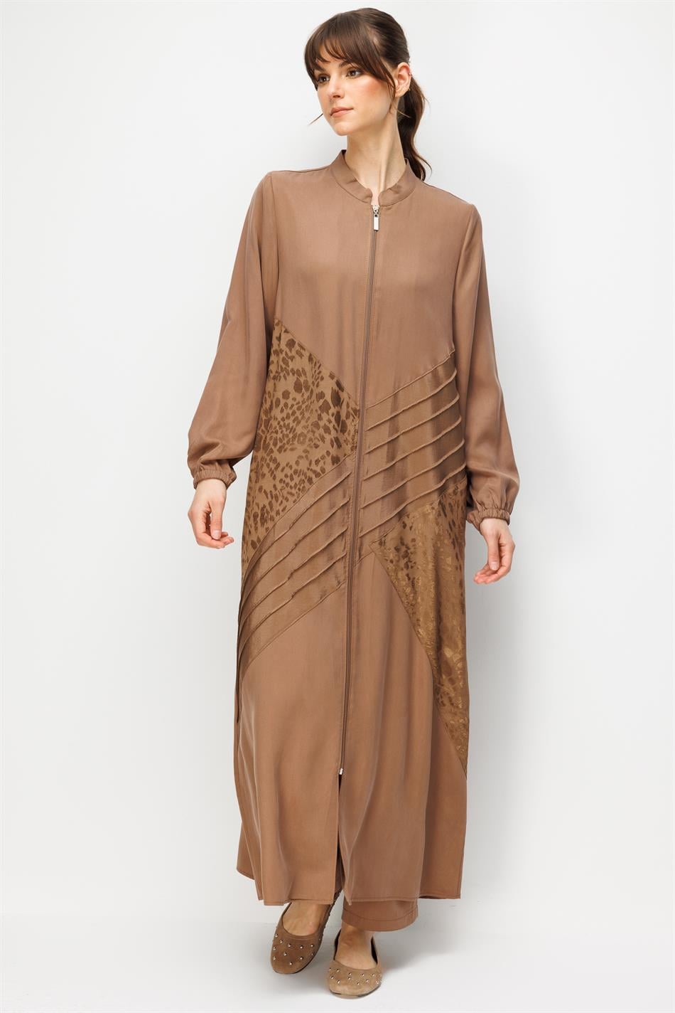%100 Doğal LyoCELL Maxi Dökümlü Soft Kumaş Garni ve Elişi Nervür Detaylı Ferace-Kahve