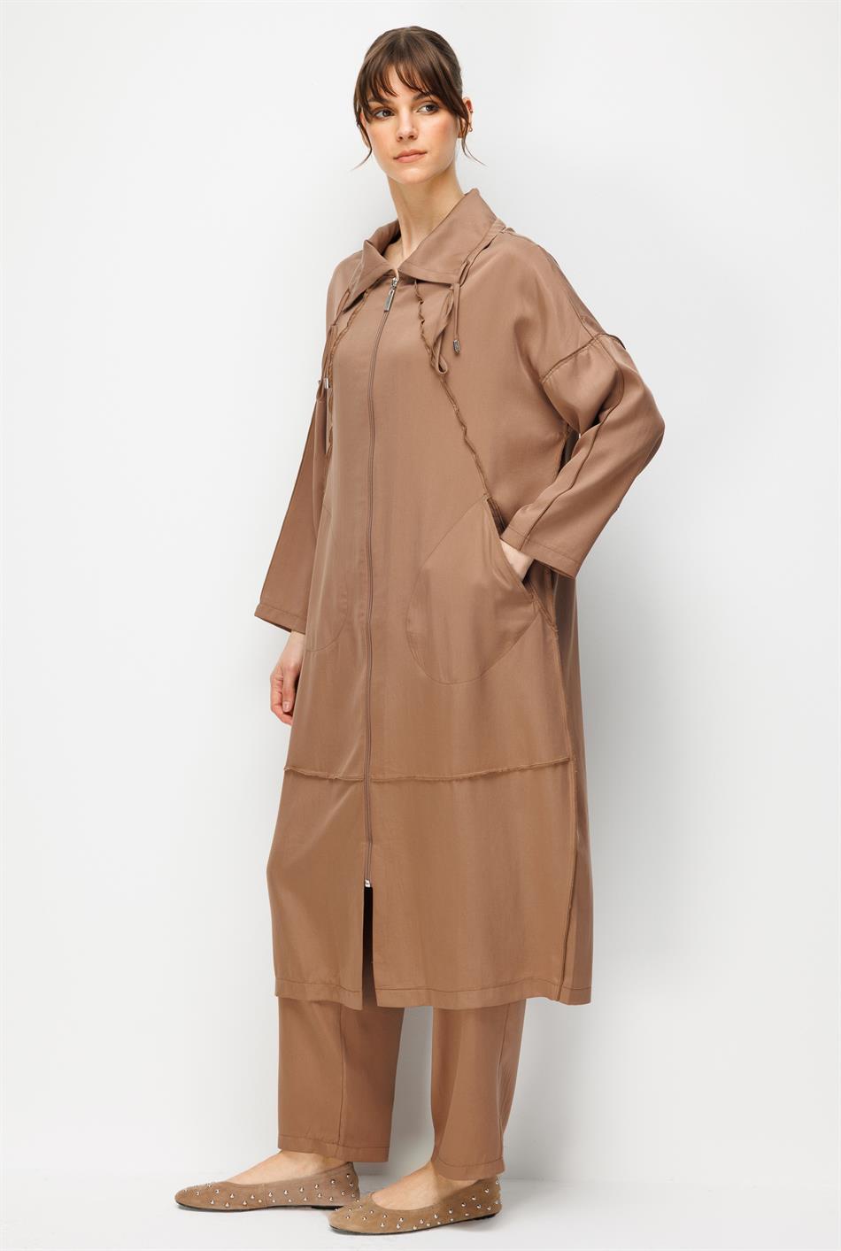 %100 Doğal LyoCELL Maxi Dökümlü Soft Kumaş Özel Dikiş Detaylı Zamansız Kap Ferace-Kahve