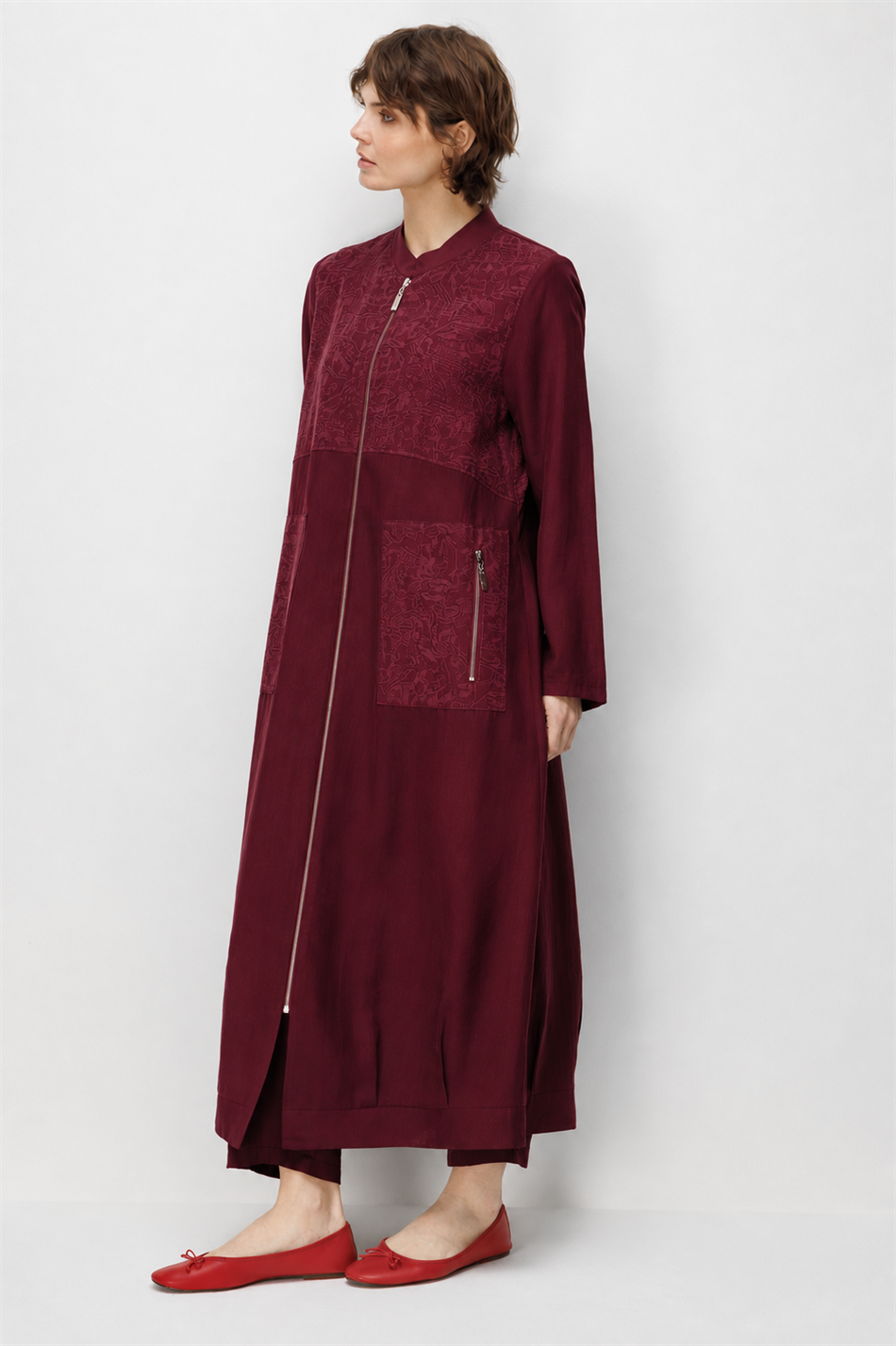 80% Təbii LyoCELL Draped Yumşaq Hissli Abaya Orta Naxışlı Bəzəklə - Burgundy