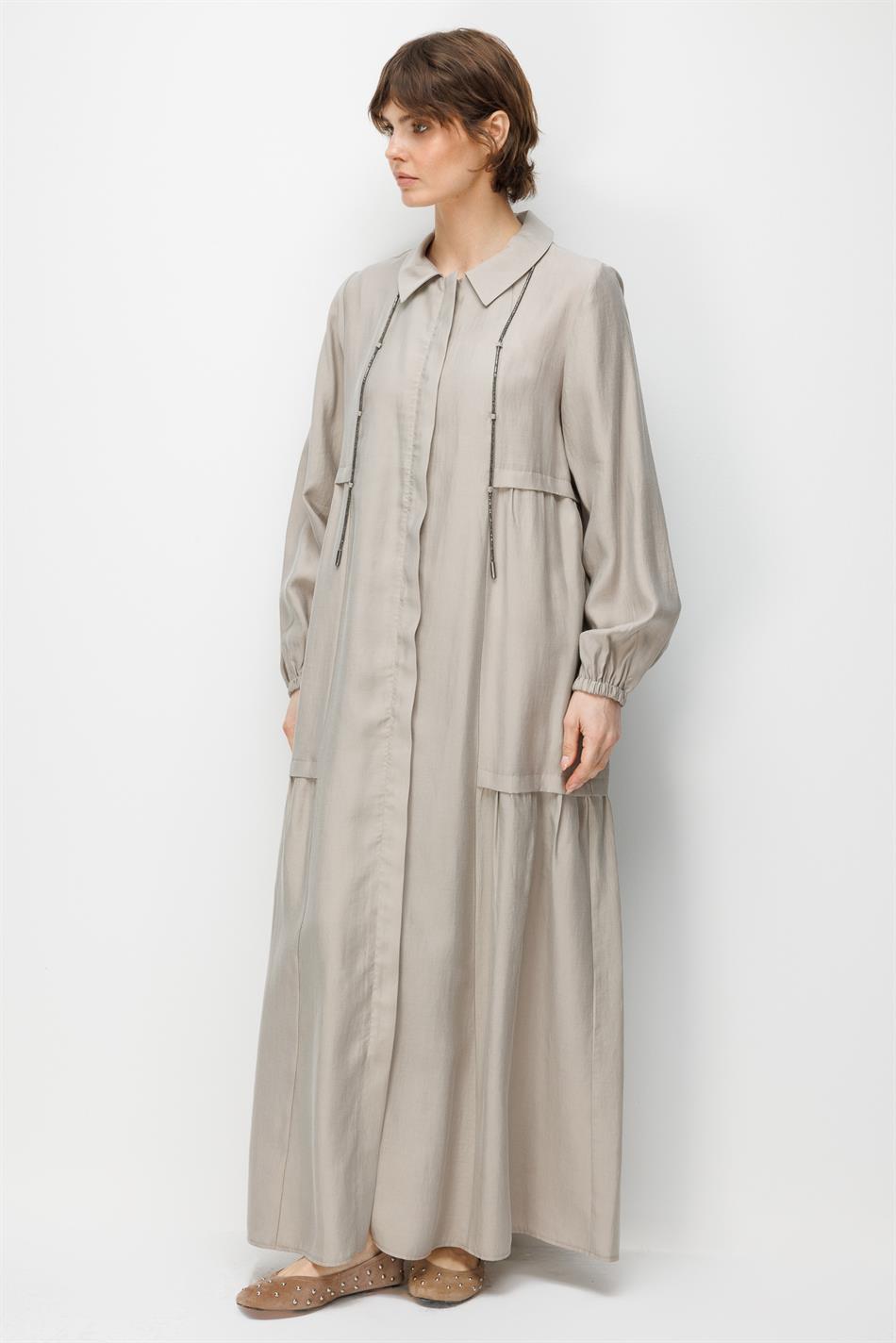 %80 Doğal LyoCELL Dökümlü Soft Hissiyatlı Yaka Aksesuar Garni Detaylı Kap Ferace-Taş