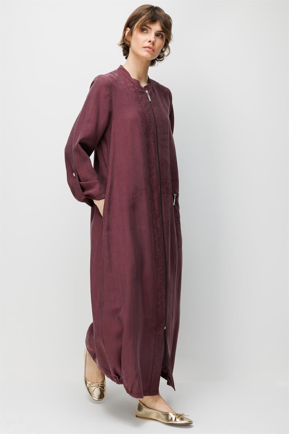 %80 Doğal LyoCELL Dökümlü Soft Hissiyatlı Ara Desen Beden ve Cep Süslemeli Kap Ferace-Bordo