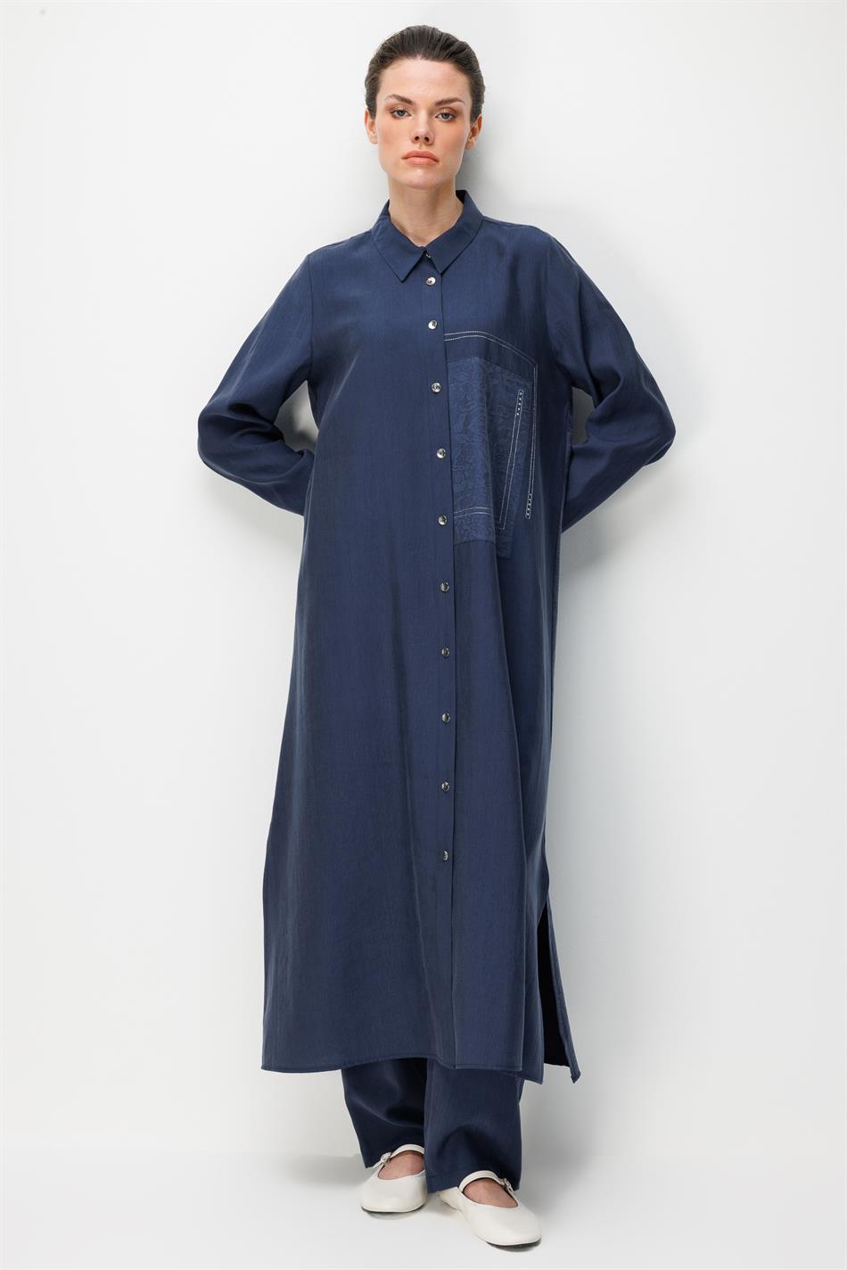 80% natuurlijk LyoCELL, soepele achterkant met gedrapeerd, speciaal geweven patroon, broek en maxi-tuniek combinatieset - Marineblauw