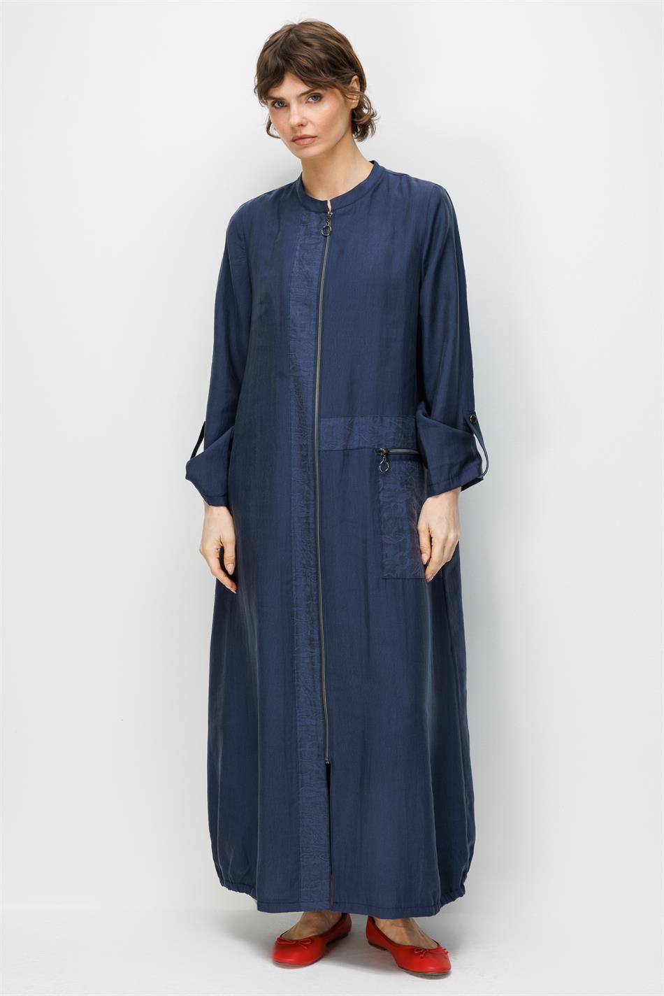 80% natuurlijke LyoCELL gedrapeerde, zachte abaya met afwisselend patroon, versieringen op het lijf en de zakken - Marineblauw