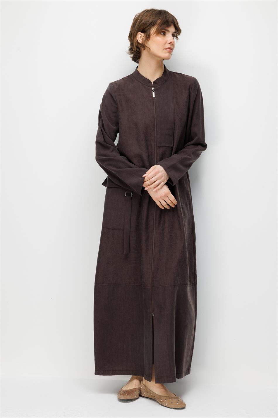 %80 Doğal LyoCELL Dökümlü Soft Hissiyatlı  Ara Desen Cep ve Garni Detaylı Kap Ferace-Kahve