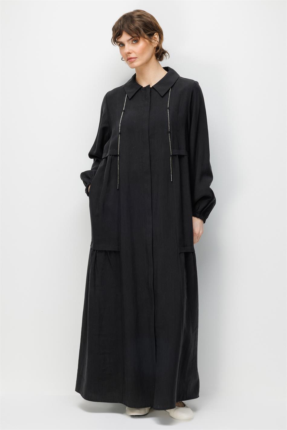 %80 Doğal LyoCELL Dökümlü Soft Hissiyatlı Yaka Aksesuar Garni Detaylı Kap Ferace-Siyah