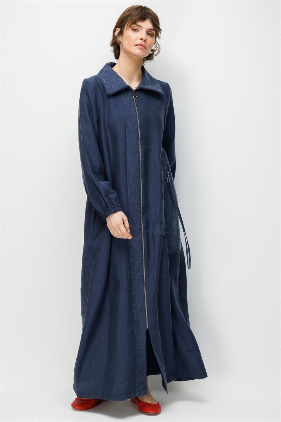 80% natuurlijke LyoCELL soepelvallende, tijdloze abaya met zijzakken en sierdetails aan de voorkant - marineblauw
