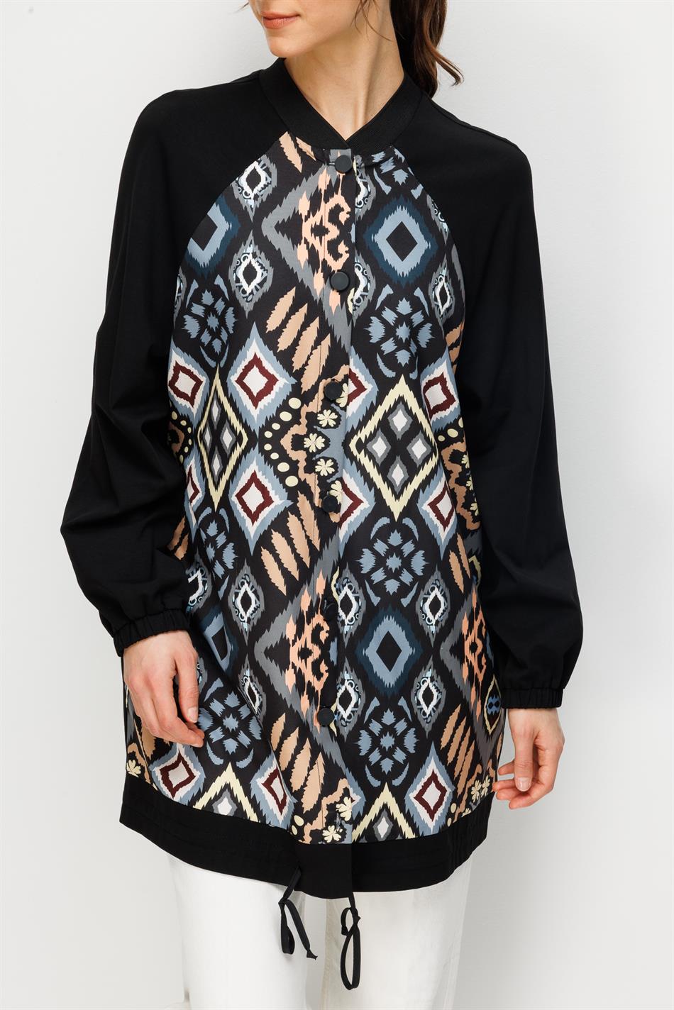 Maxi-tuniek van 80% gebreide katoen met een tussenliggend bedrukt patroon - Zwart