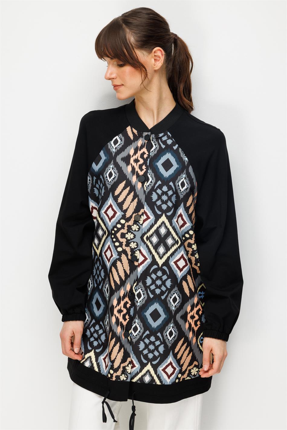 Maxi-tuniek van 80% gebreide katoen met een tussenliggend bedrukt patroon - Zwart