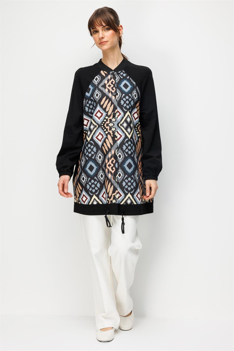 Maxi-tuniek van 80% gebreide katoen met een tussenliggend bedrukt patroon - Zwart