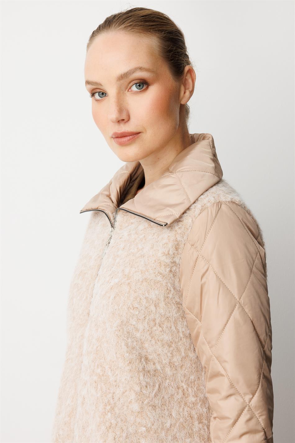 Angora textuur, gewatteerde mouwen, gevoerde, tijdloze jas/jack - Steenkleur