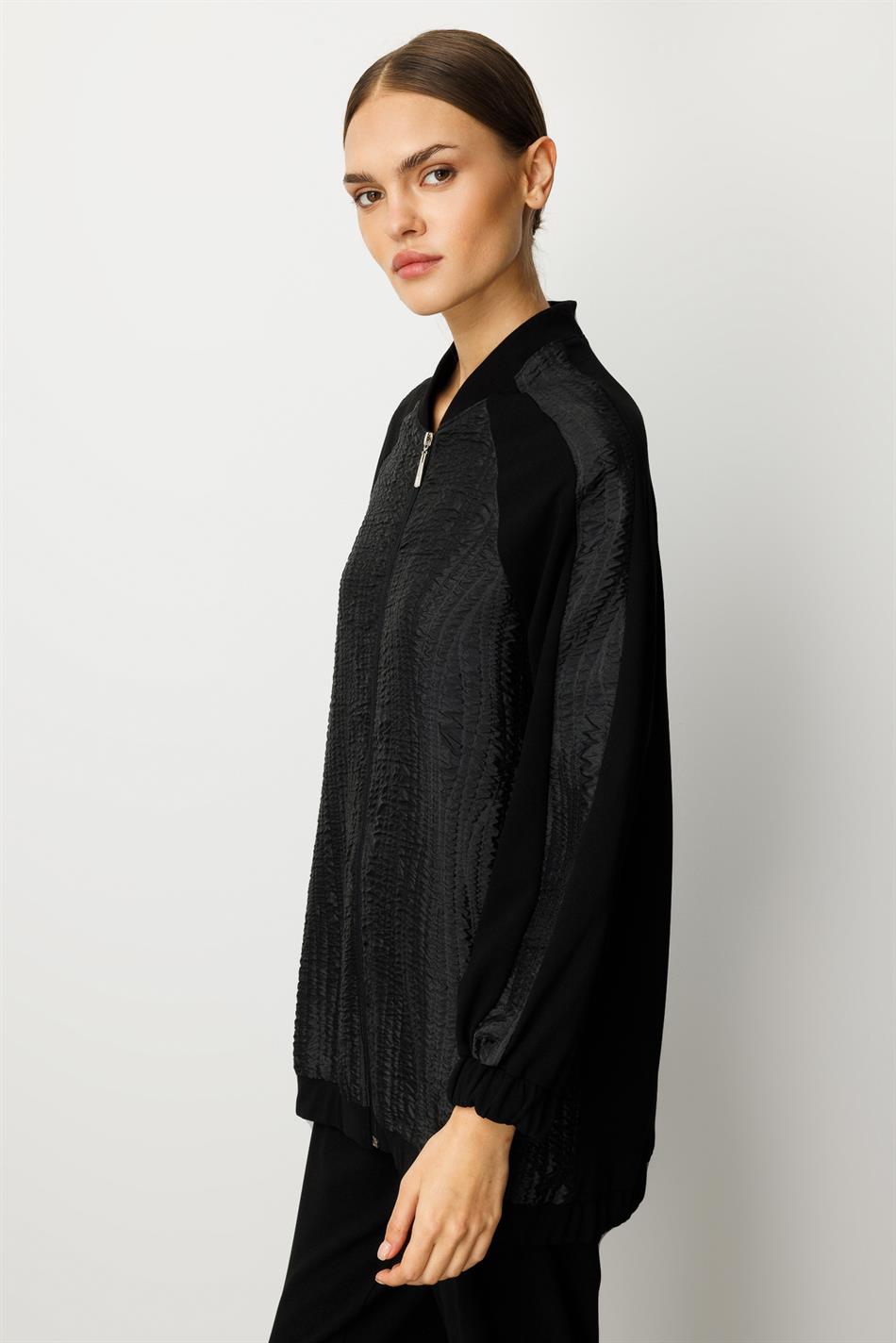 Elegante broekenset met jacquard- en crêpe-textuur, ribstof en accessoires - Zwart