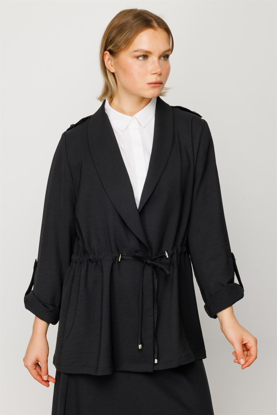 Chacha Jacken-/Rock-Set – Speziell gewebter, knitterarmer und atmungsaktiver Stoff – Schwarz
