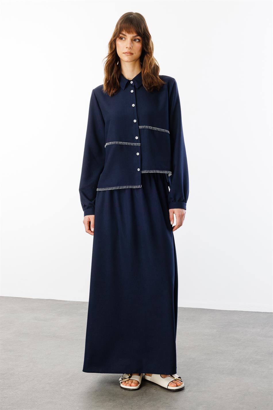 Rock/Tunika-Set aus Seide mit Chop-Ed-Stickerei – Marineblau