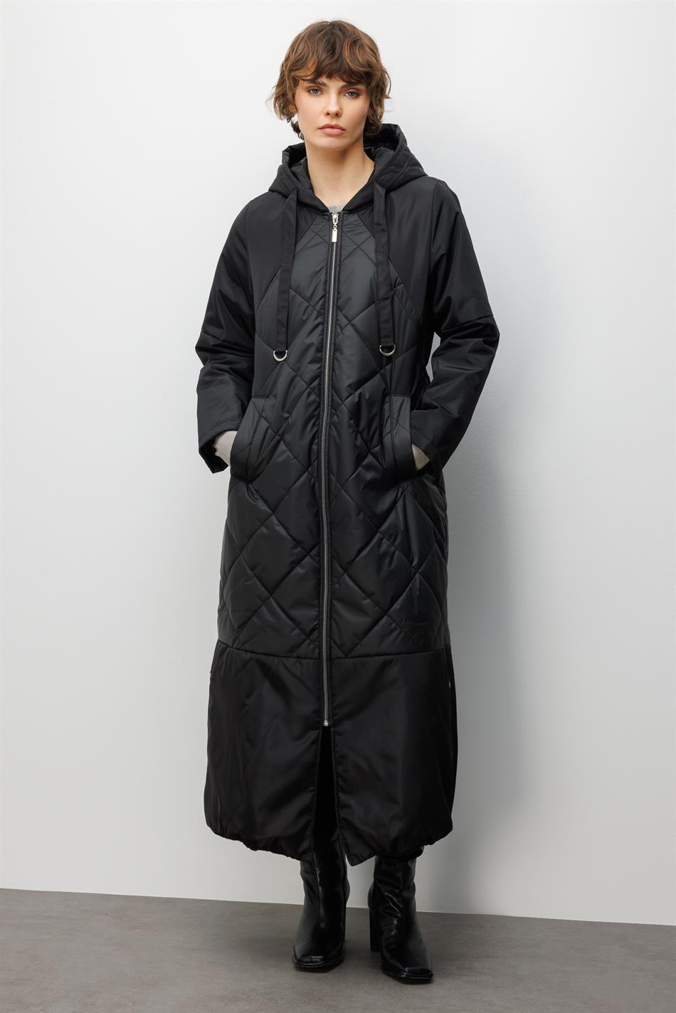 Classic Extra Soft Dolgulu Tam Boy Kaban Manto-Siyah