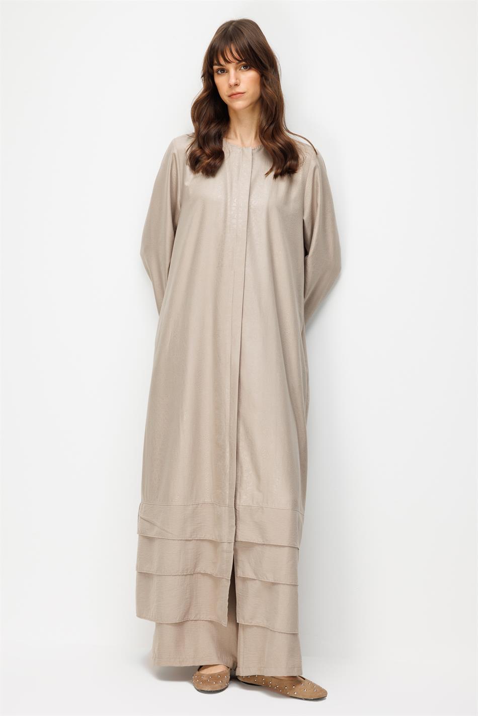 CROCODILE Özel Desen Soft Kumaş Üst Beden ve Aller Kat Kat Kol ve Alt Beden İpekçe Garni Zamansız-Taş