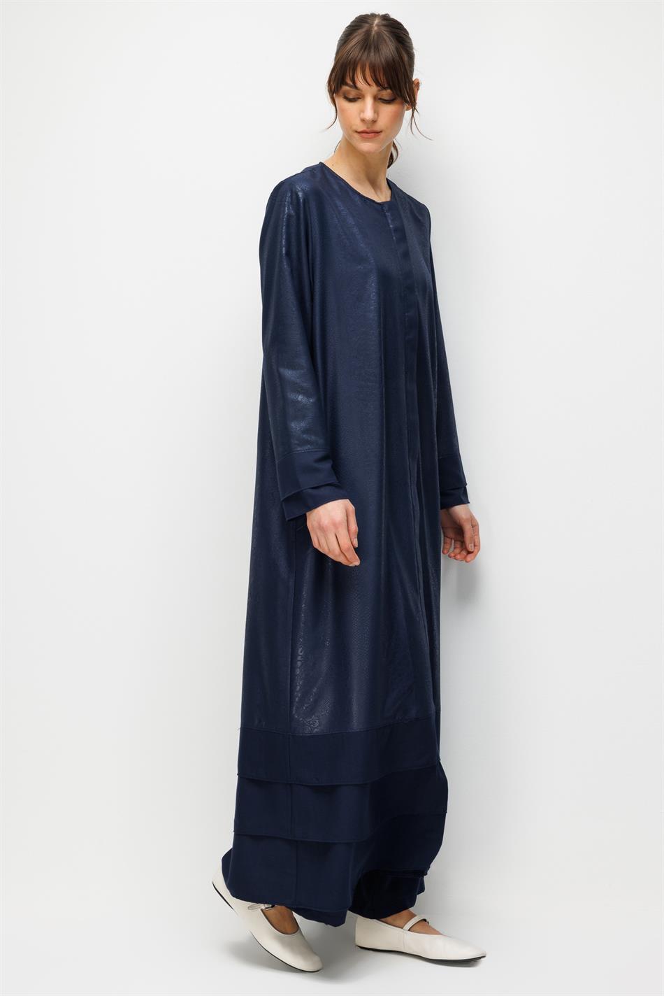 CROCODILE Özel Desen Soft Kumaş Üst Beden ve Aller Kat Kat Kol ve Alt Beden İpekçe Garni Zamansız-Laci