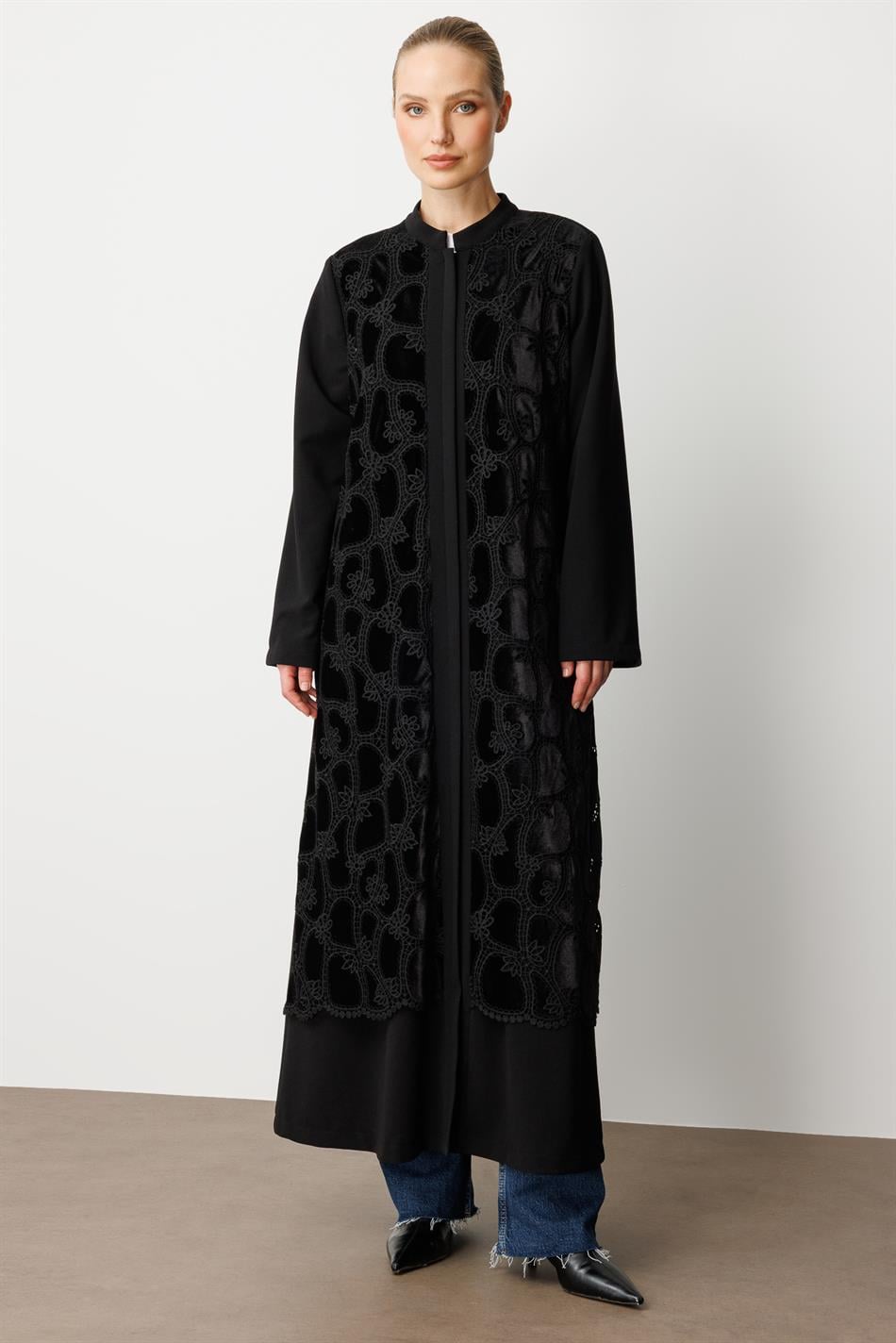 Krujeva Ön Bodice və Krep Parça Astarlı Abaya Pelerin - Qara
