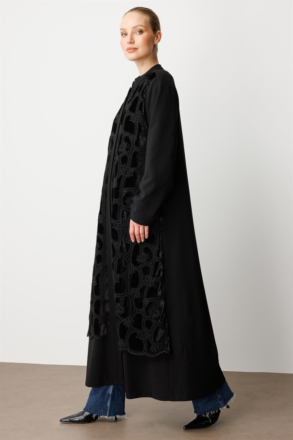 Krujeva Ön Bodice və Krep Parça Astarlı Abaya Pelerin - Qara
