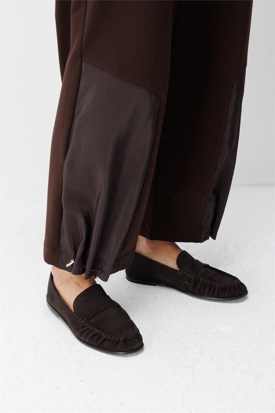 Duo Panel Detaylı Spor Pantolon-Kahve