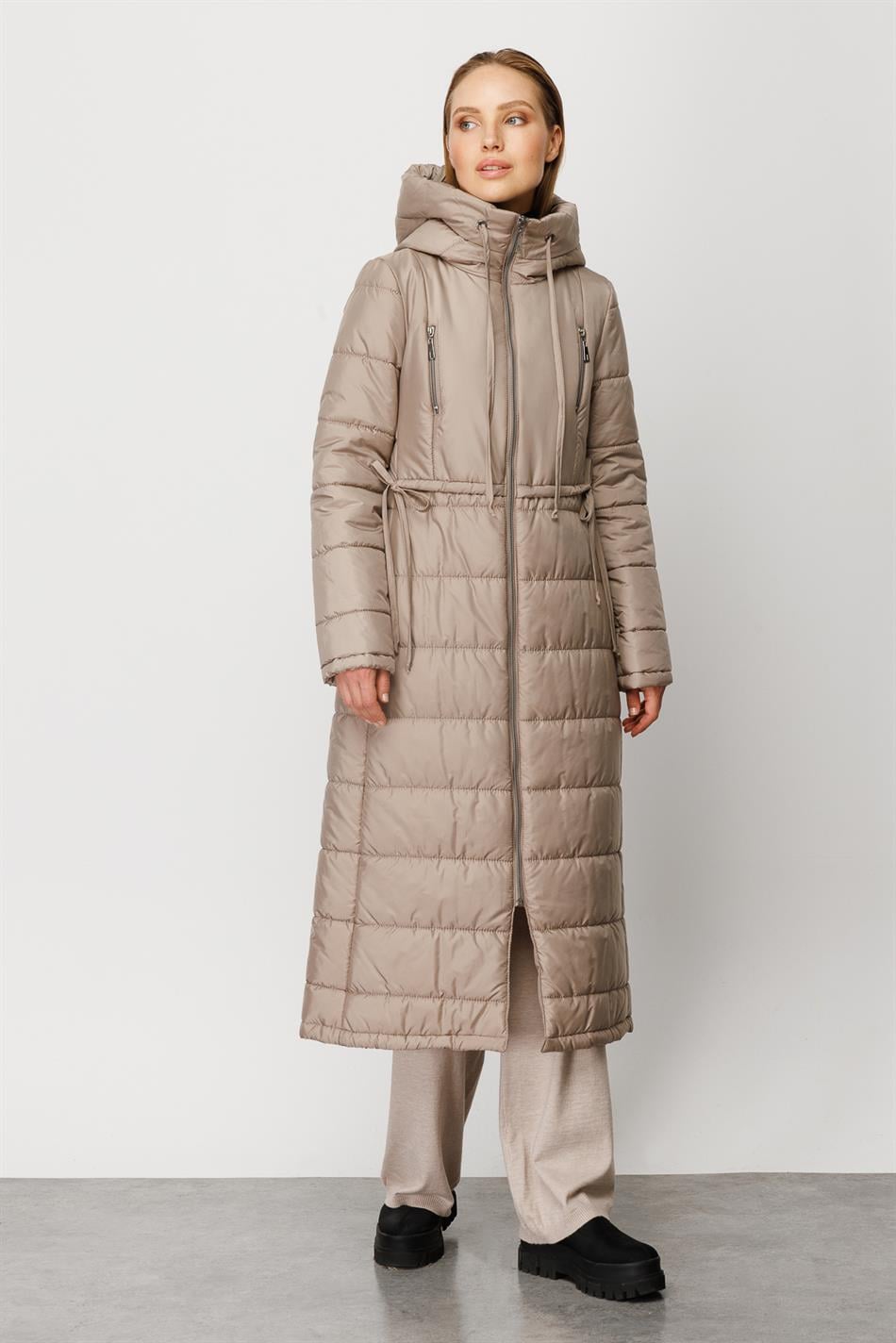 Everywide Steppmantel Sportjacke - Stein