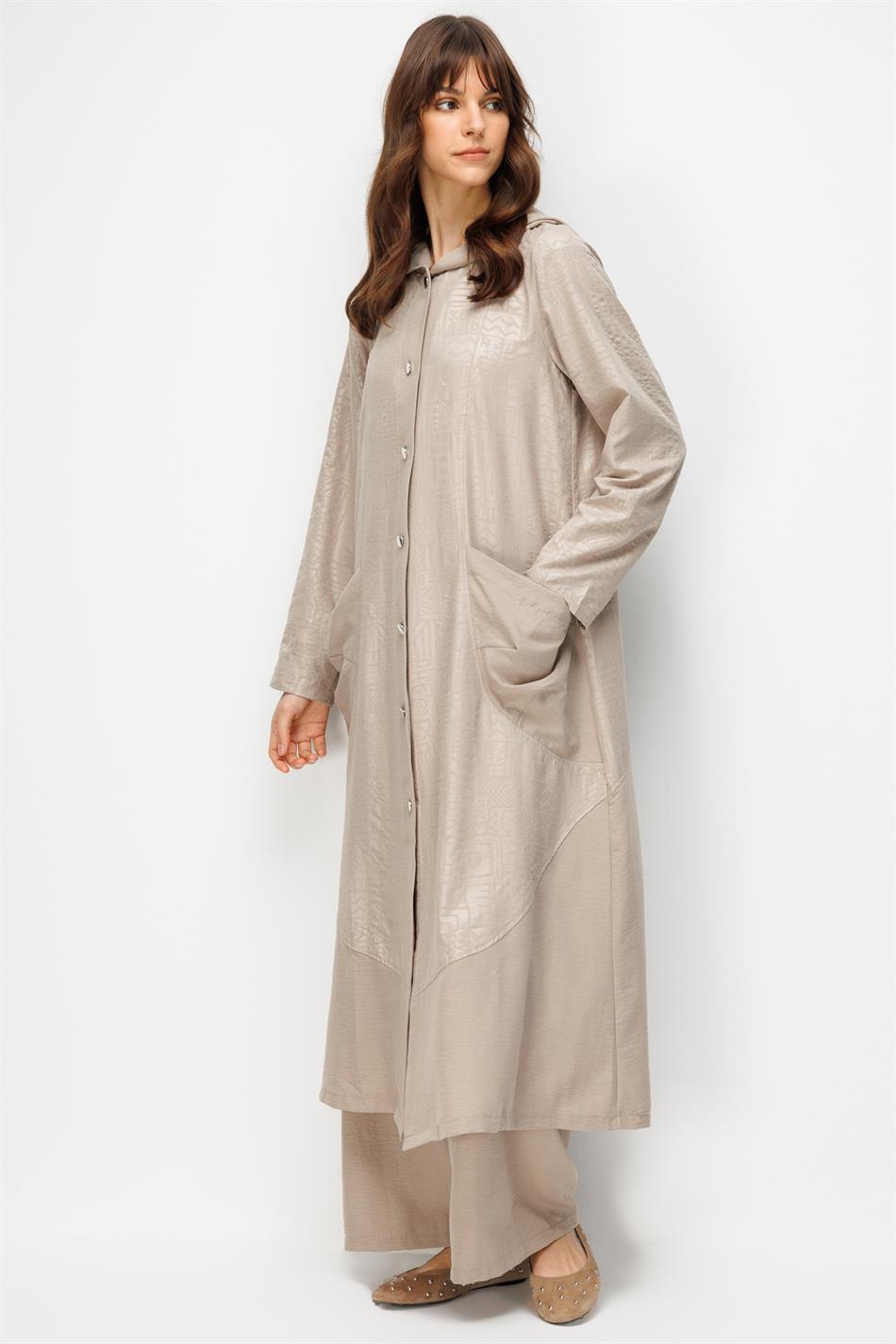 FENİX Özel Desen Soft Kumaş ve Düz İpekçe Garni Düğme Kapamalı Zamansız Kap Ferace-Taş