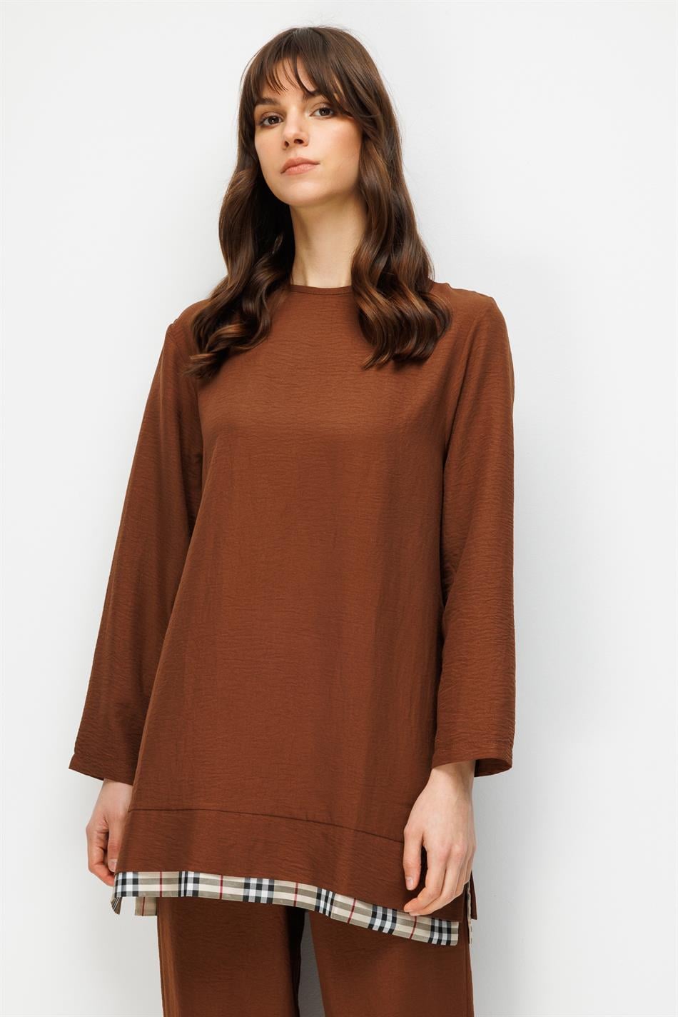 Ferra Garni zijden stoffen lichtgewicht en comfortabele broek en tuniek set - Koffie