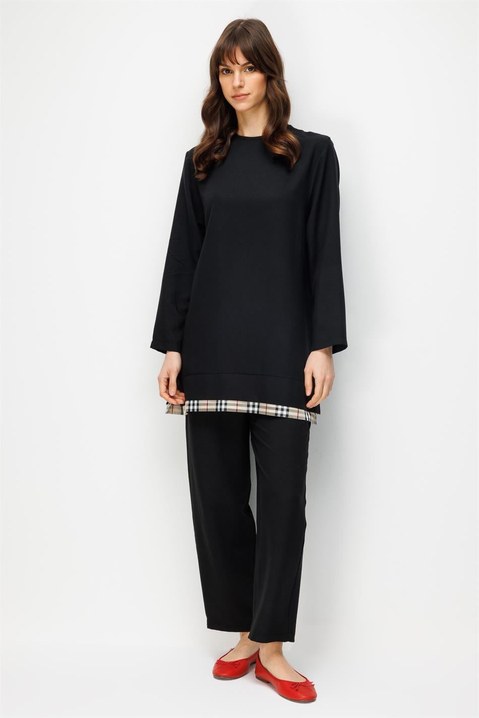 Ferra Garni İpekçe Kumaş Hafif ve Konforlu Pantalon Tunik Kombin Takım-Siyah