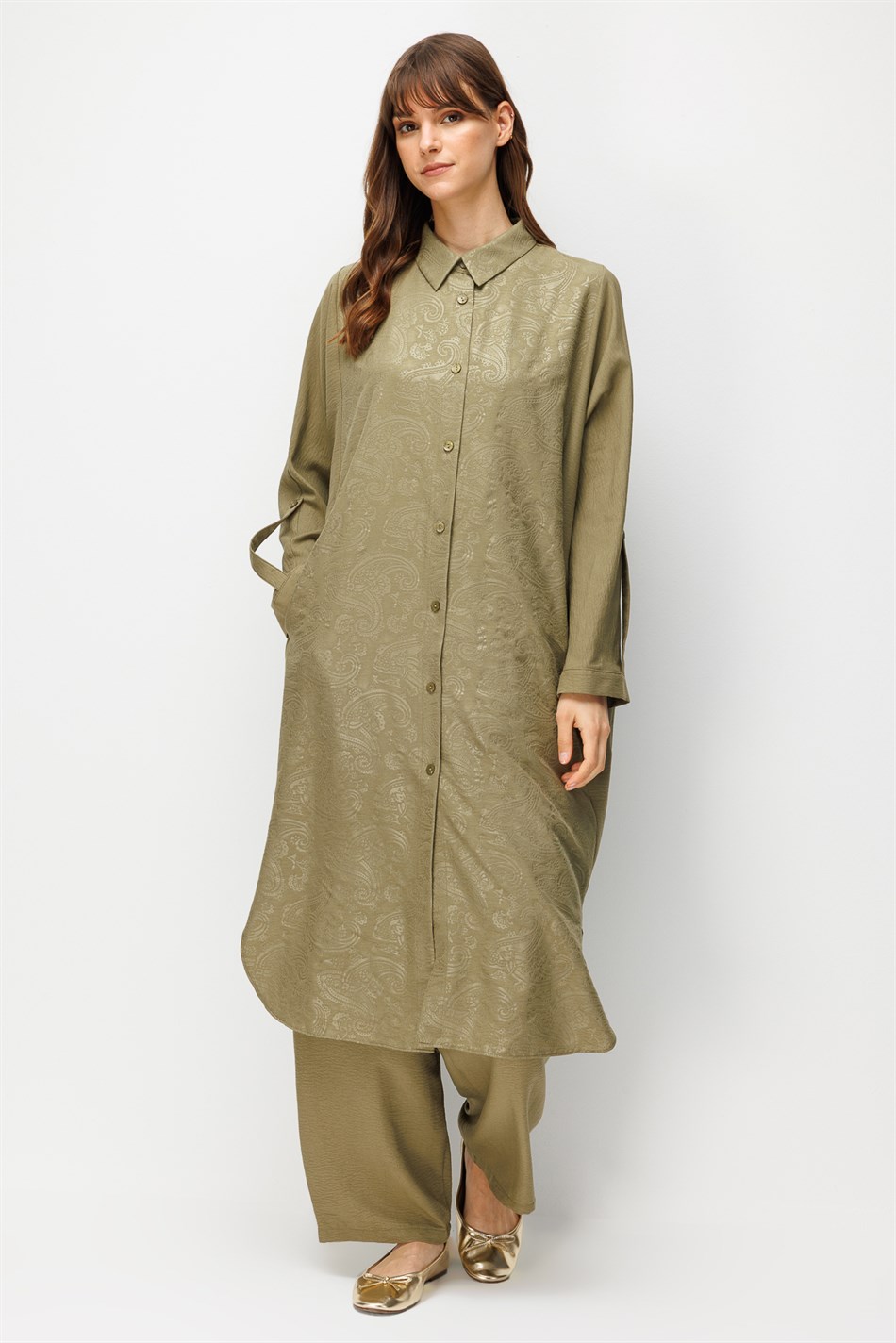 FLORAL Özel Desen Soft Kumaş ve Yan Bant Detaylı İpekçe Garni Zamansız Maxi Tunik-Haki