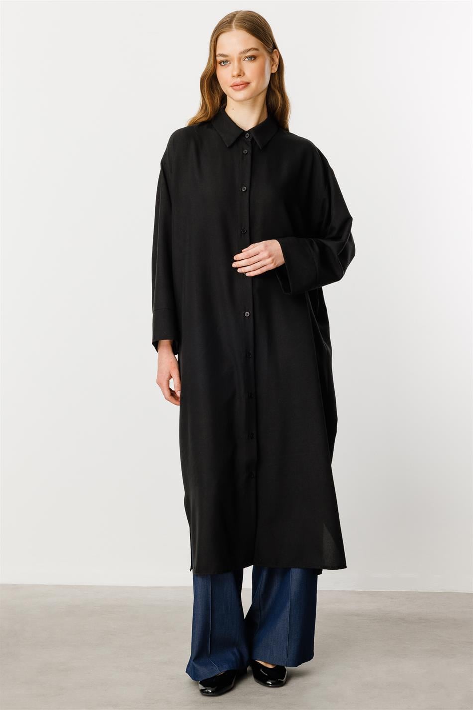 Forall Silk Fabric Comfortable and Lightweight Timeless Sport Jacket - Black