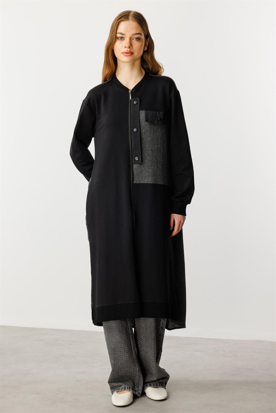 Kostenloser, verzierter Strickmantel/Abaya aus Baumwollmischgewebe – Schwarz