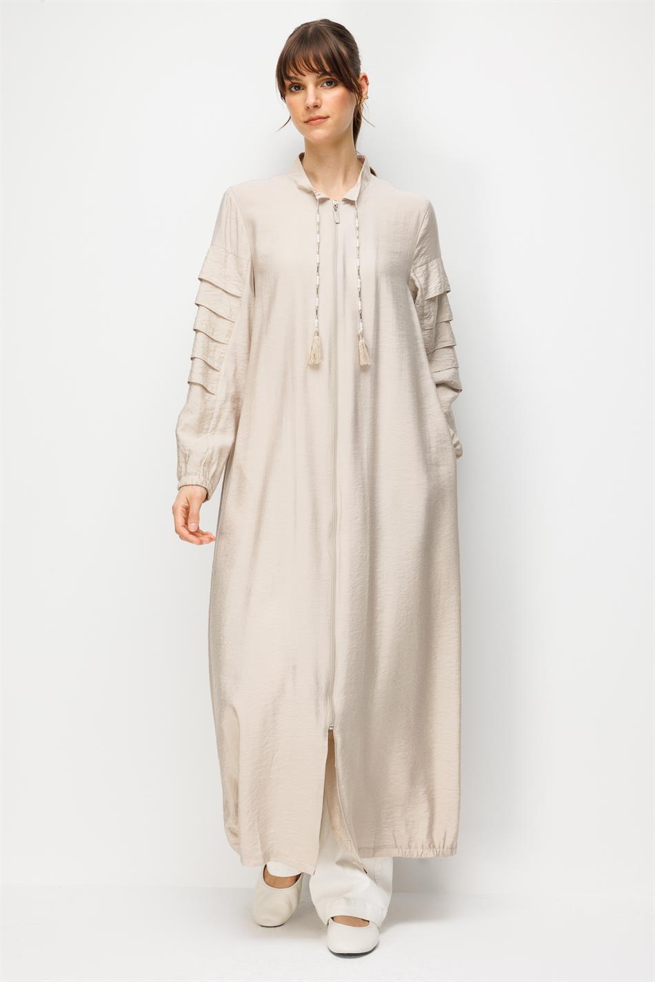 Goldy %85 LyoCELL Soft Kumaştan Kat Kat Aller Parçalarla Süslü Kol Elişi Kolye Detaylı Özel Ferace-Taş