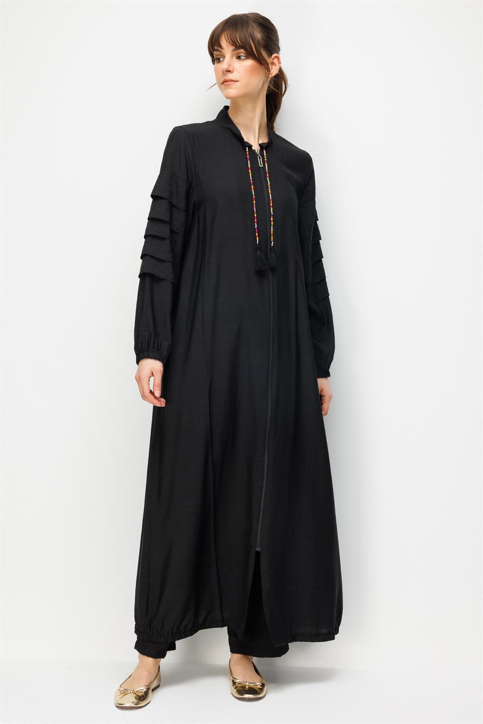 Goldy %85 LyoCELL Soft Kumaştan Kat Kat Aller Parçalarla Süslü Kol Elişi Kolye Detaylı Özel Ferace-Siyah