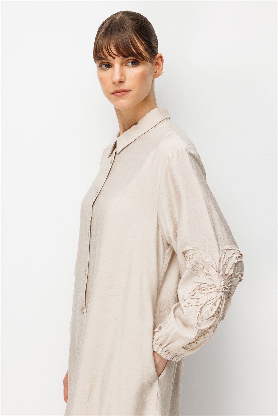 Goldy %85 LyoCELL Soft Kumaştan Kol El İşi İşleme Detaylı Zamansız Maxi Tunik Kap-Taş