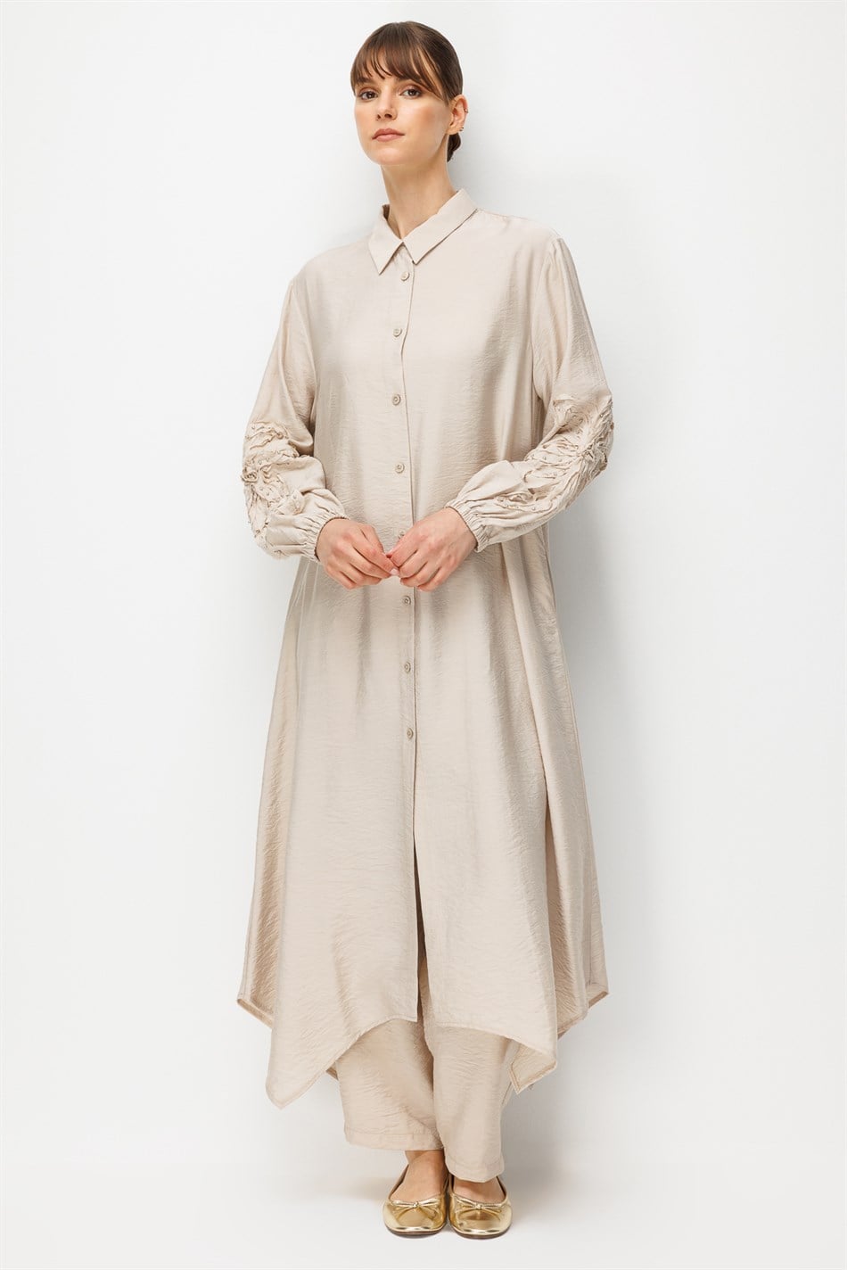 Goldy %85 LyoCELL Soft Kumaştan Kol El İşi İşleme Detaylı Zamansız Maxi Tunik Kap-Taş