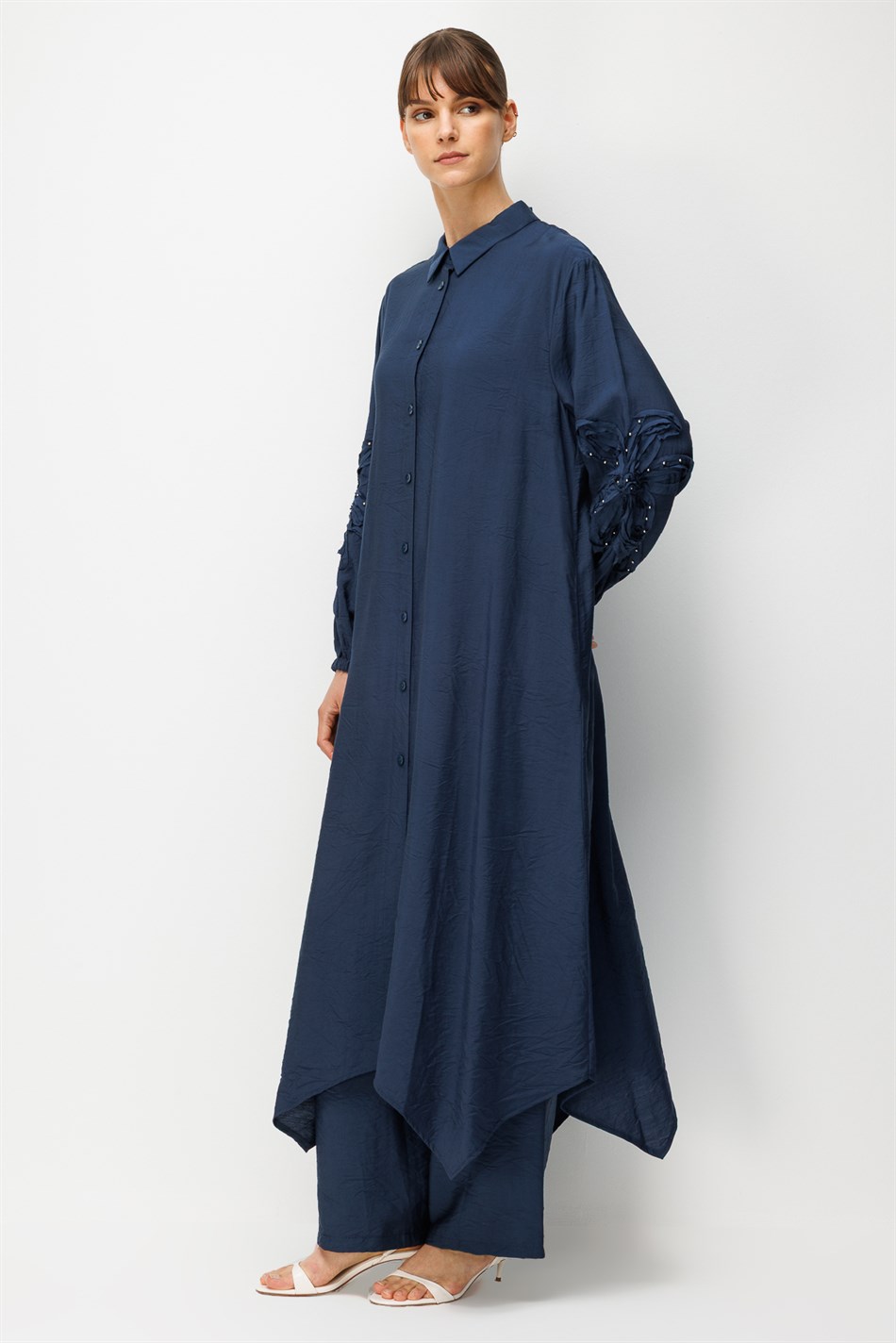 Goldy %85 LyoCELL Soft Kumaştan Kol El İşi İşleme Detaylı Zamansız Maxi Tunik Kap-Laci