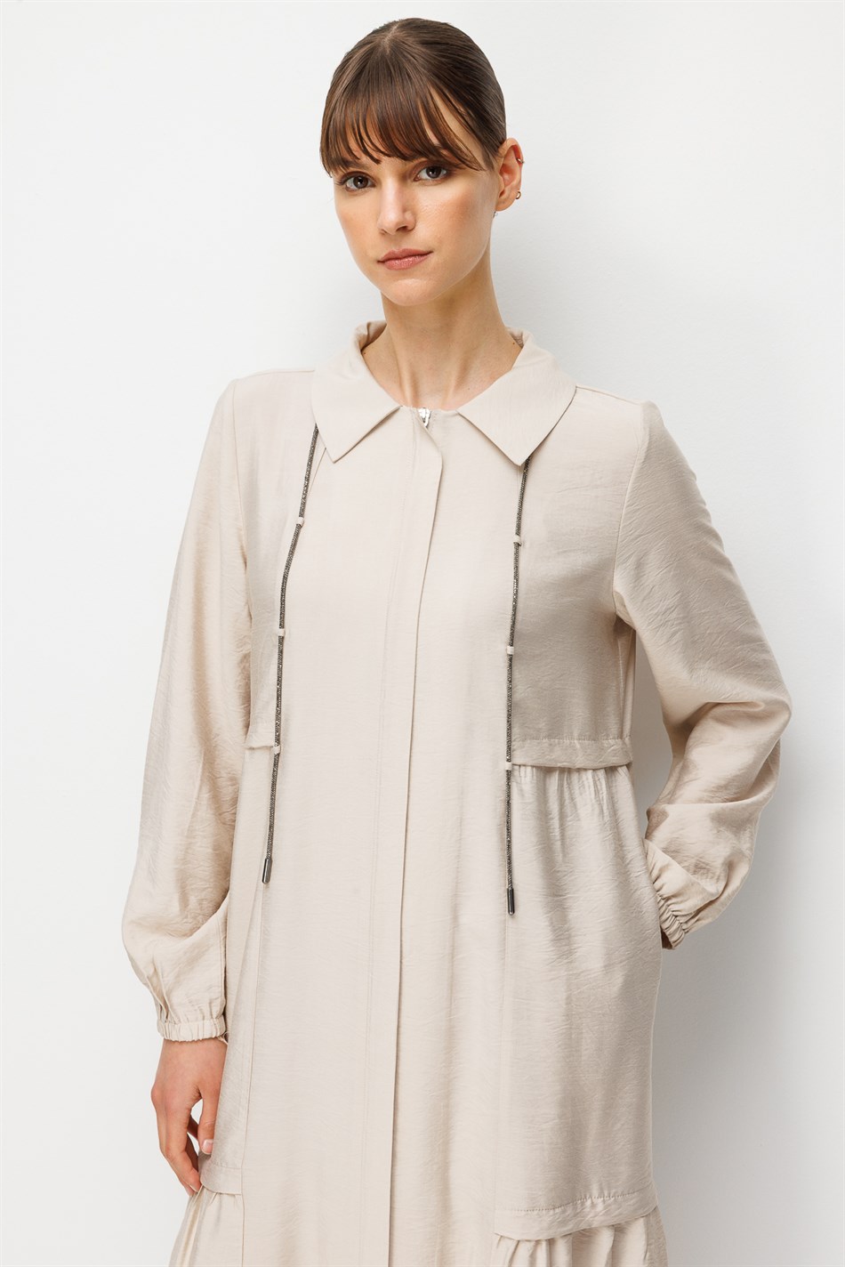 Goldy %85 LyoCELL Soft Kumaştan Yaka Zincir Aksesuarlı Zamansız Maxi Tunik-Elbise-Taş