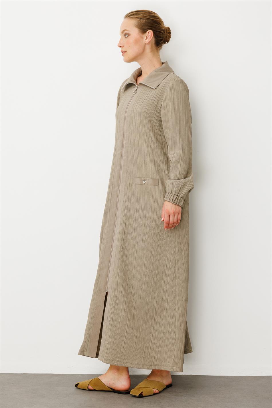 Has Garni Gedetailleerde Speciaal Geweven Jas / Abaya - Nerts