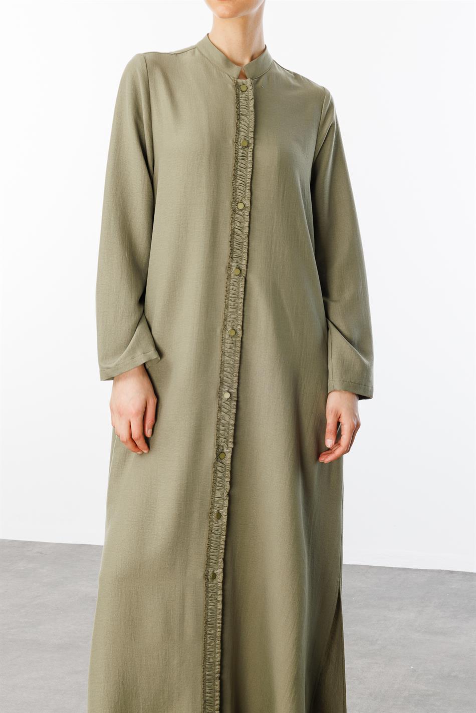 HM Büzgü Detay Ön Pat ve Sırt Alleri İpekçe Doku Spor Zamansız Kap/ Ferace-Haki