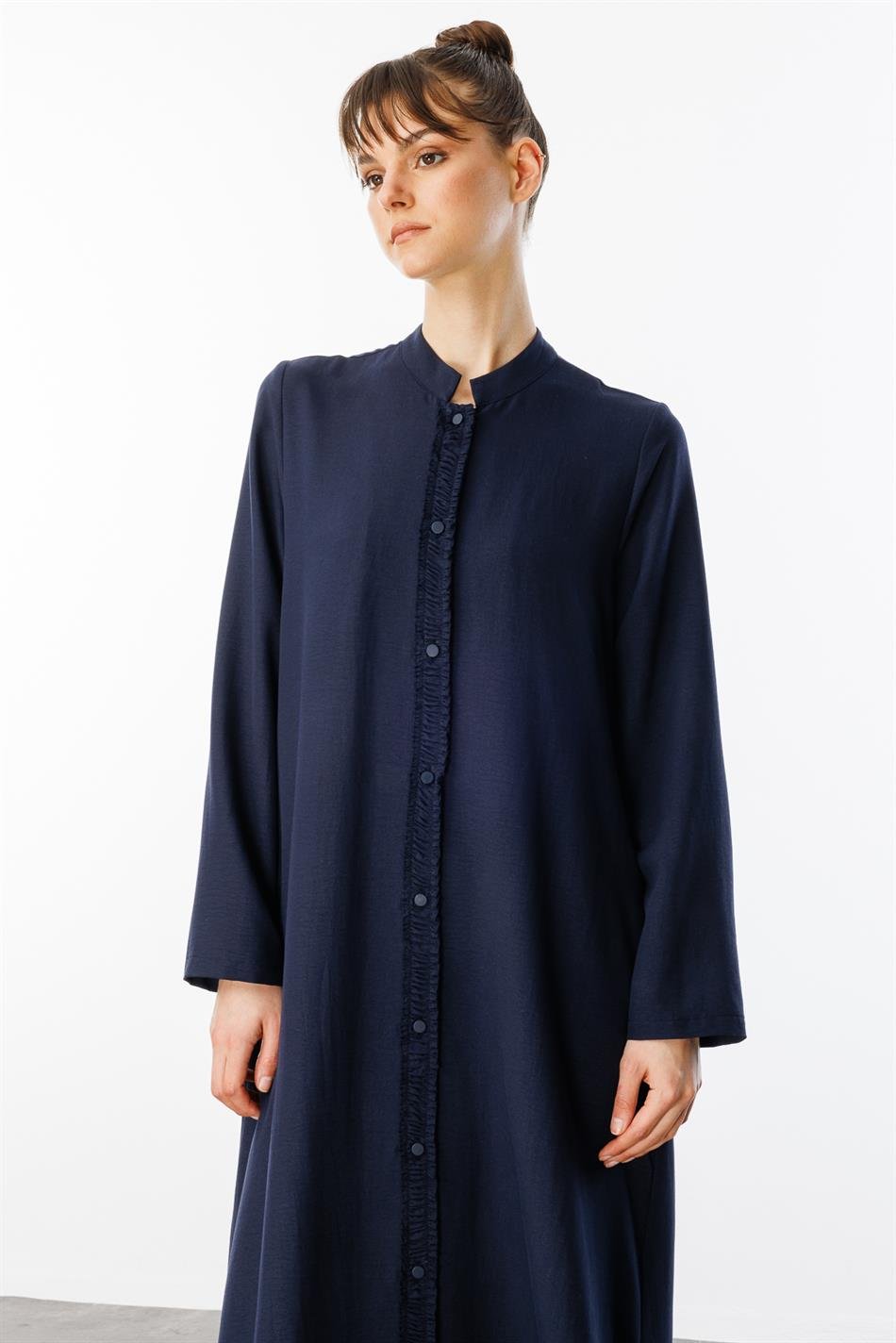 HM Büzgü Detay Ön Pat ve Sırt Alleri İpekçe Doku Spor Zamansız Kap/ Ferace-Laci