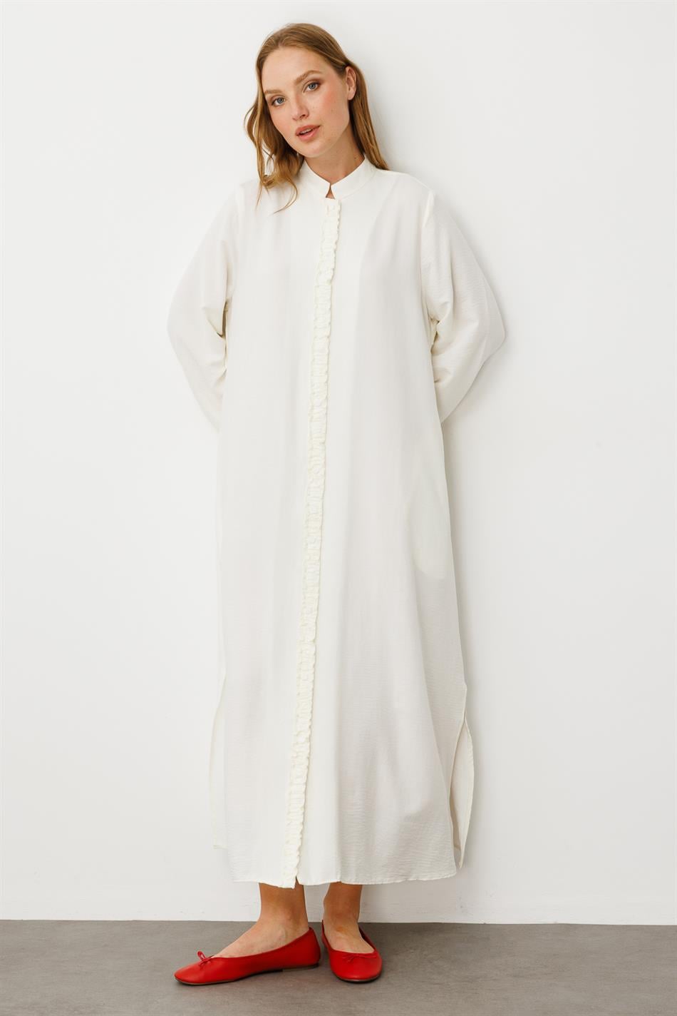 HM Cape/Abaya met geplooide details aan de voor- en achterkant, zijdezachte textuur, sportieve en tijdloze stijl - Wit
