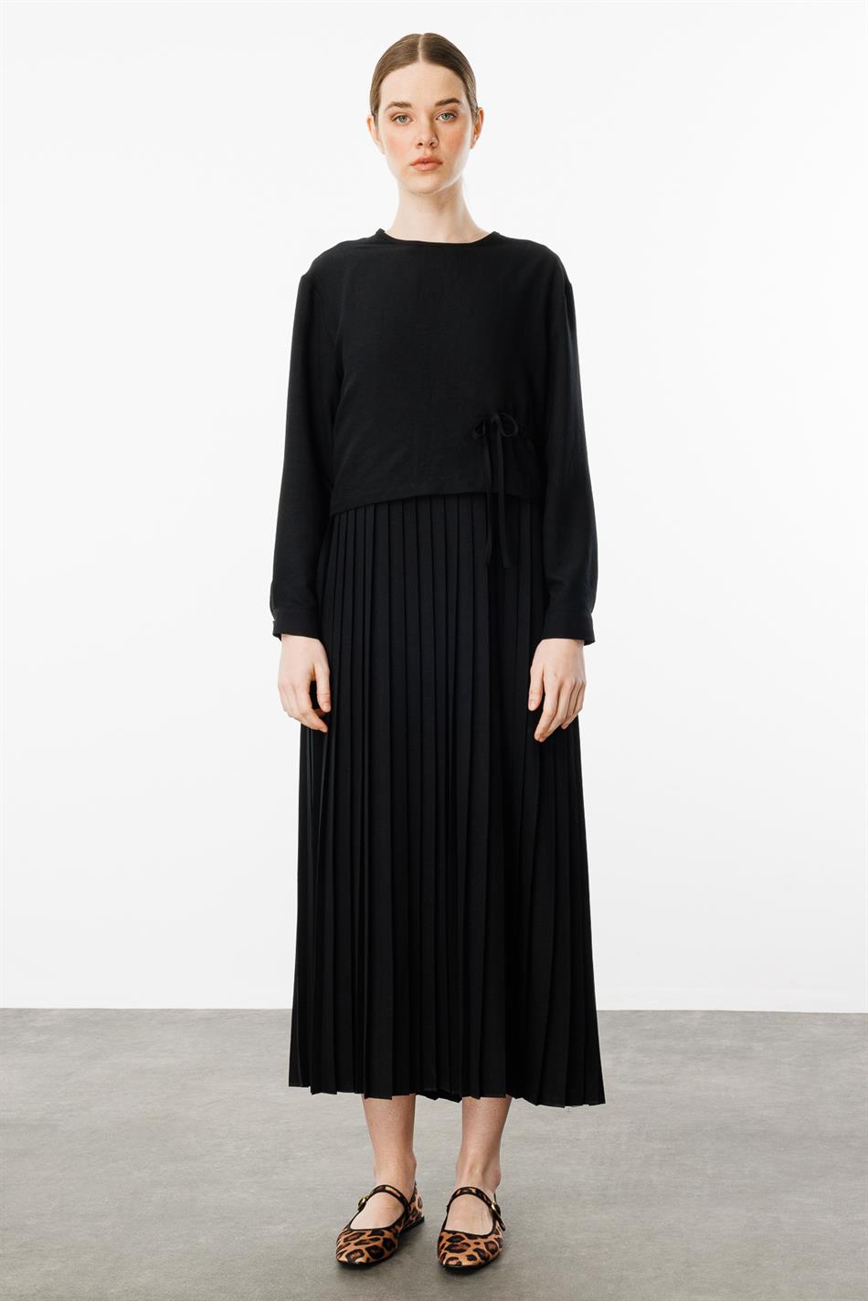 Ipekçe Aller Qolsuz Qatlanan Üst Don Dəsti - Qara