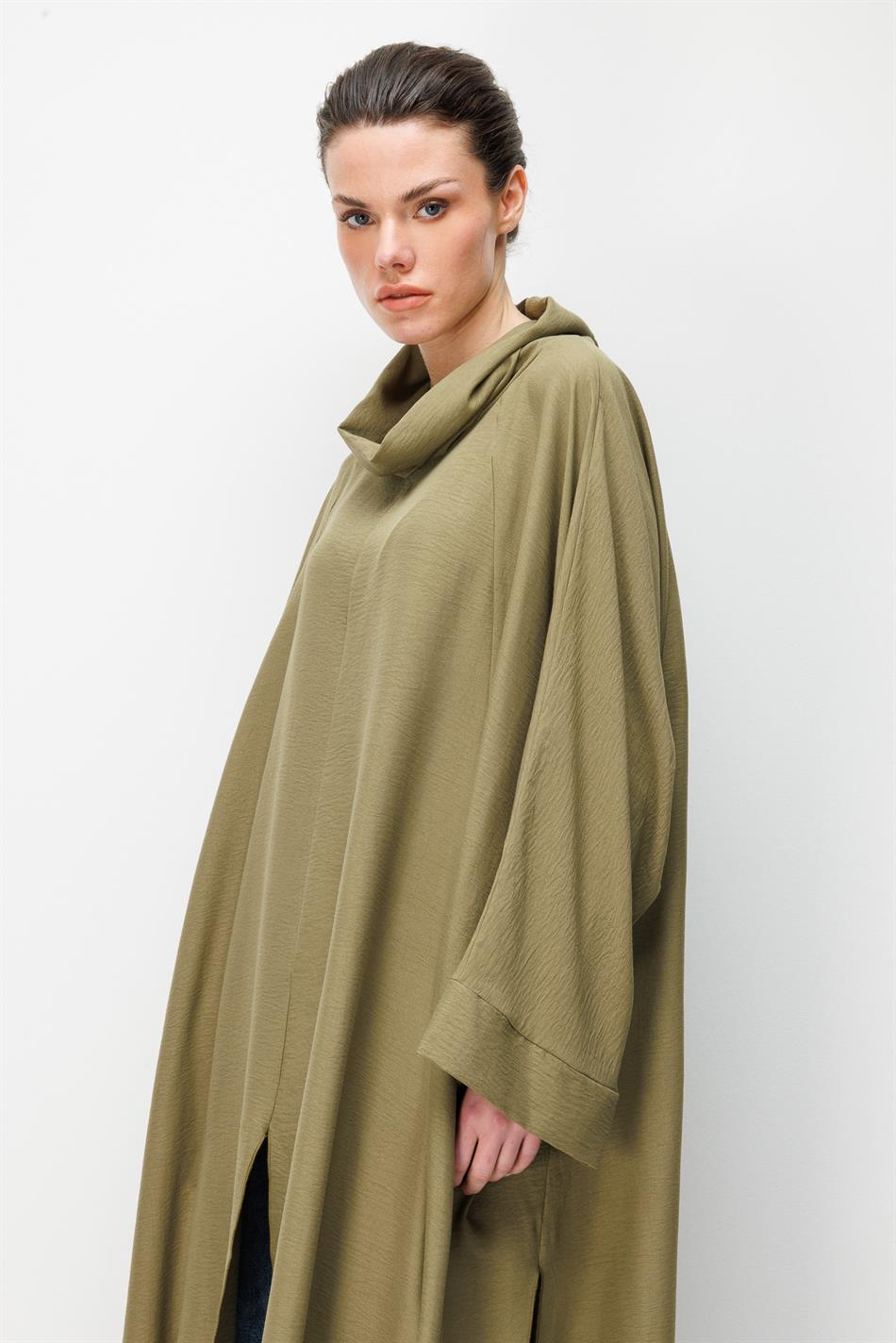 İpekçe Zamansız Hafif Herşey ile Heryerde Özel ve Konforlu Hissetiricek Maxi Tunik Kap-Haki