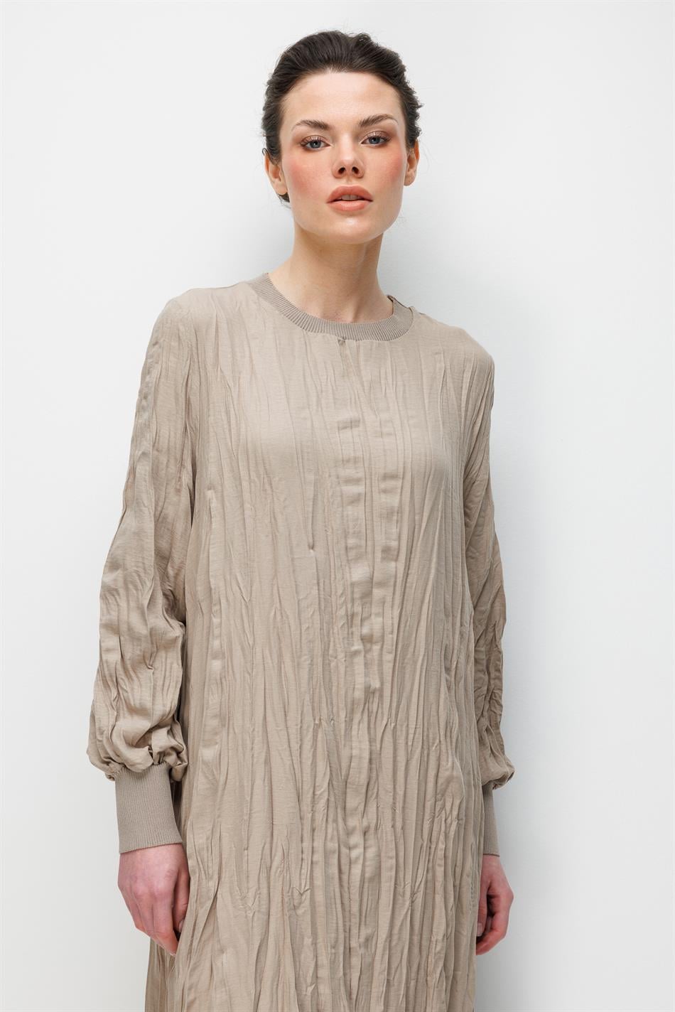 İpekche Soft Kraş Ribana Kol ve Yaka Detaylı Elbise-Vizon