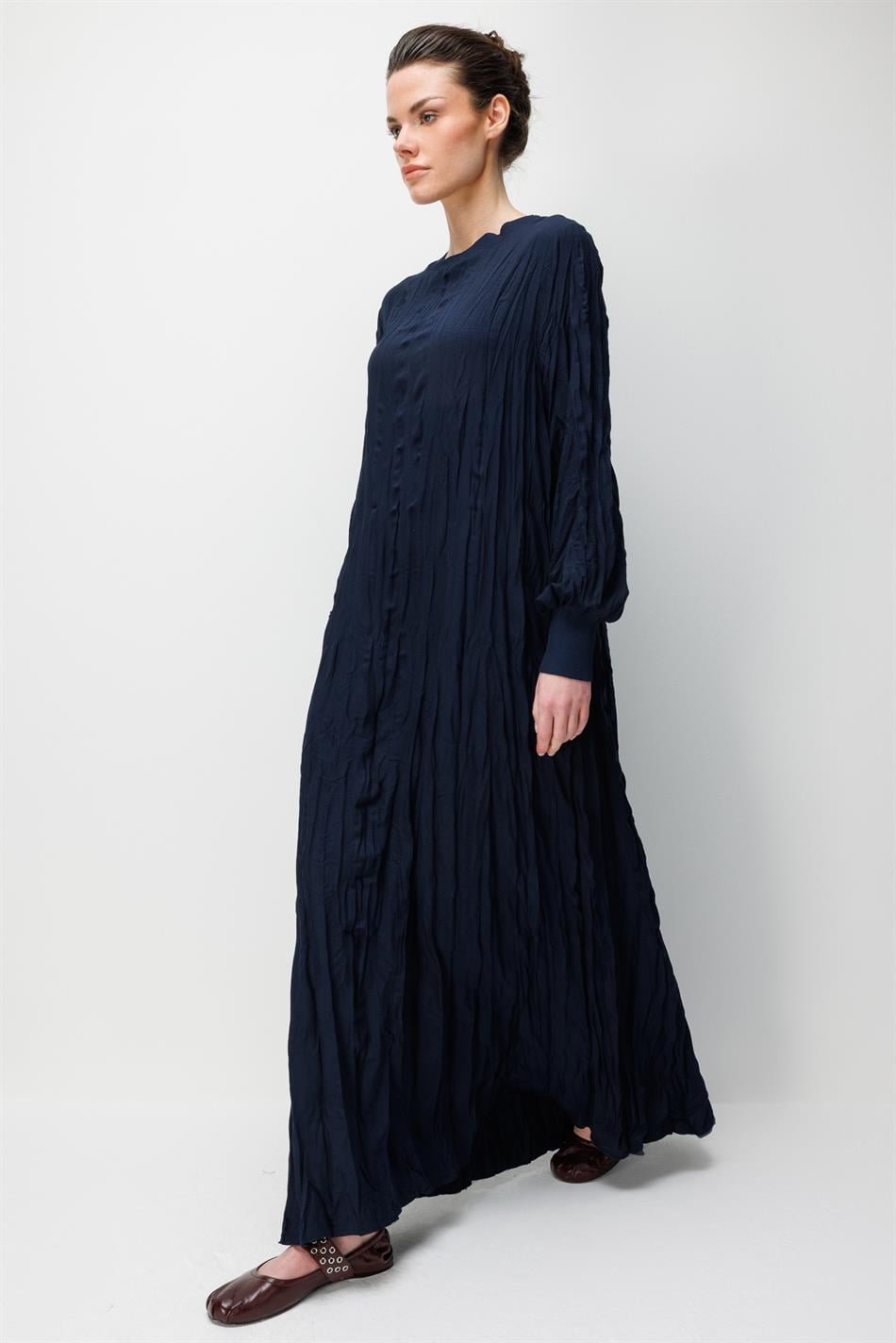 İpekche Soft Kraş Ribana Kol ve Yaka Detaylı Elbise-Laci