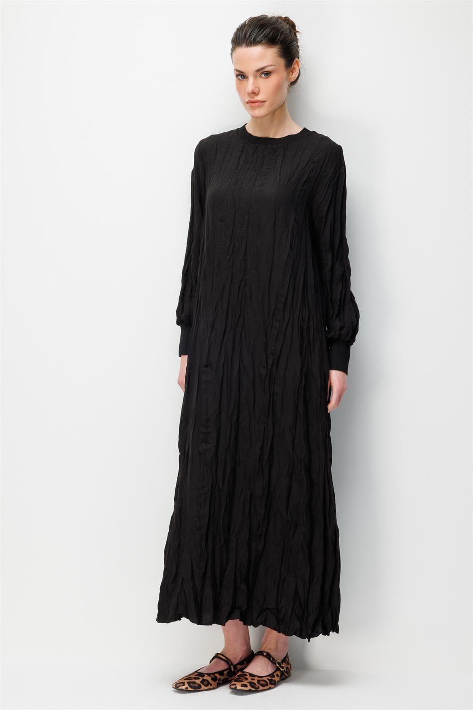 İpekche Soft Kraş Ribana Kol ve Yaka Detaylı Elbise-Siyah