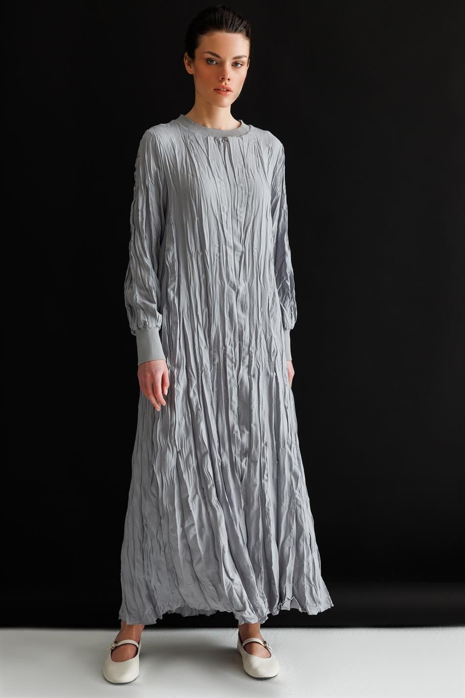 İpekche Soft Kraş Ribana Kol ve Yaka Detaylı Elbise-Gri