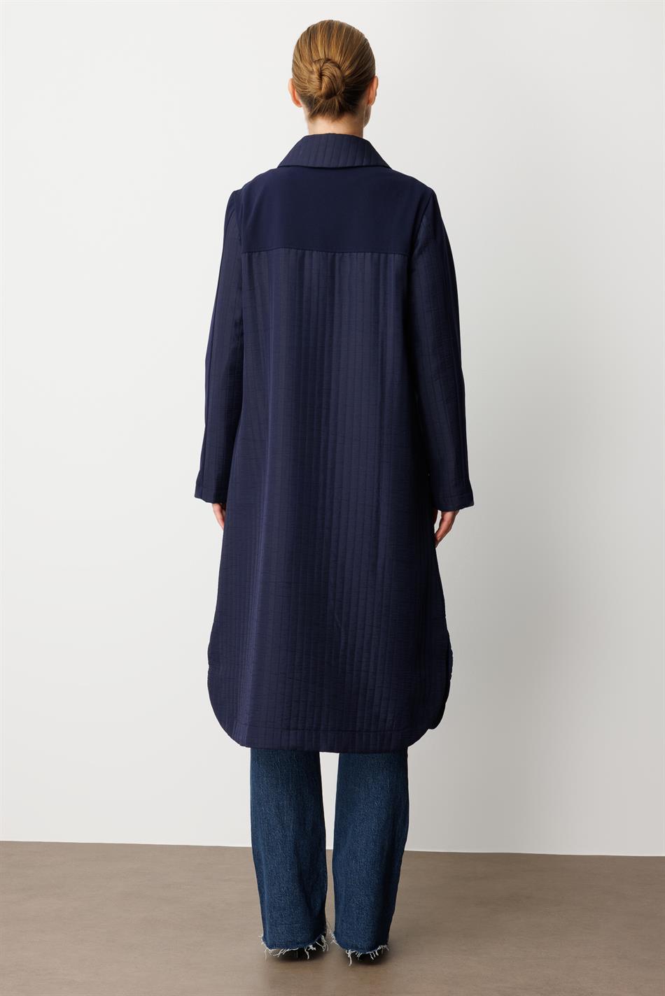 Jacquard Quilted and Crepe Trimmed Seasonal Trench Coat with Lining - Navy Blue