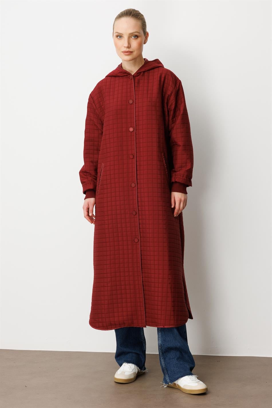 Saisonales, zeitloses Sport-Trenchcoat mit quadratischem Jacquard-Steppfutter – Burgunderrot