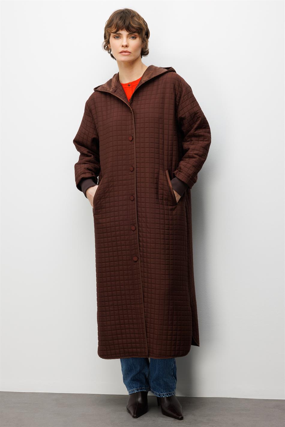 Trenchcoat met vierkante jacquard doorgestikte voering, geschikt voor alle seizoenen, sportief en tijdloos - Koffie